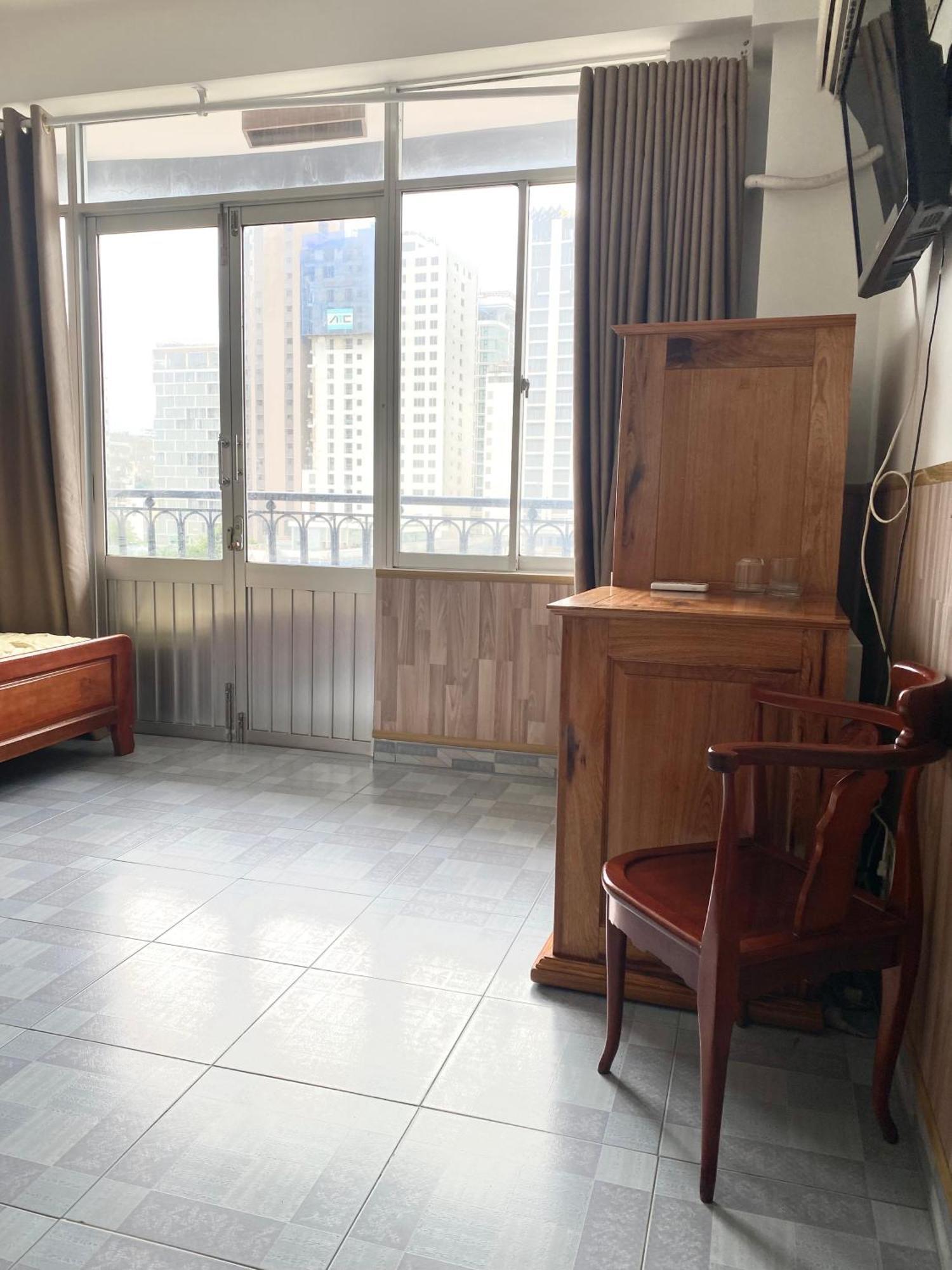 Hotel Tue Tinh Nha Trang Exterior foto