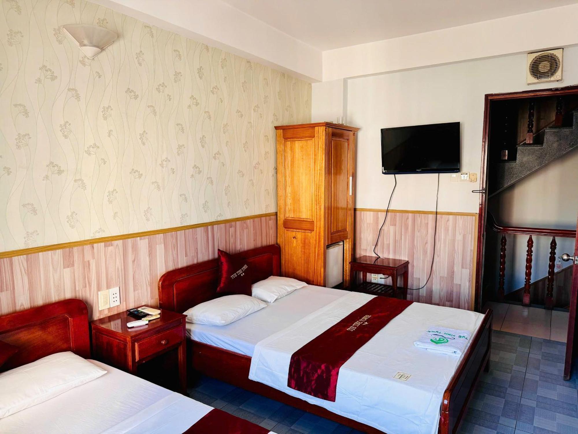 Hotel Tue Tinh Nha Trang Exterior foto
